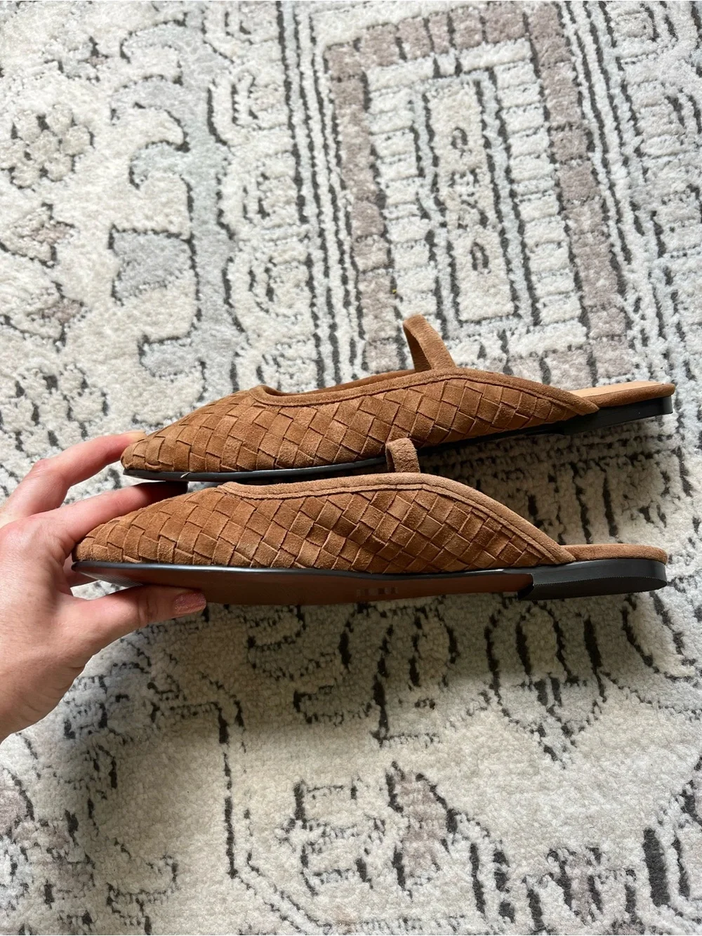 Madewell The Greta Ballet Flat Mule in Warm Hickory Basketweave Suede Size 8 - Picture 6 of 7